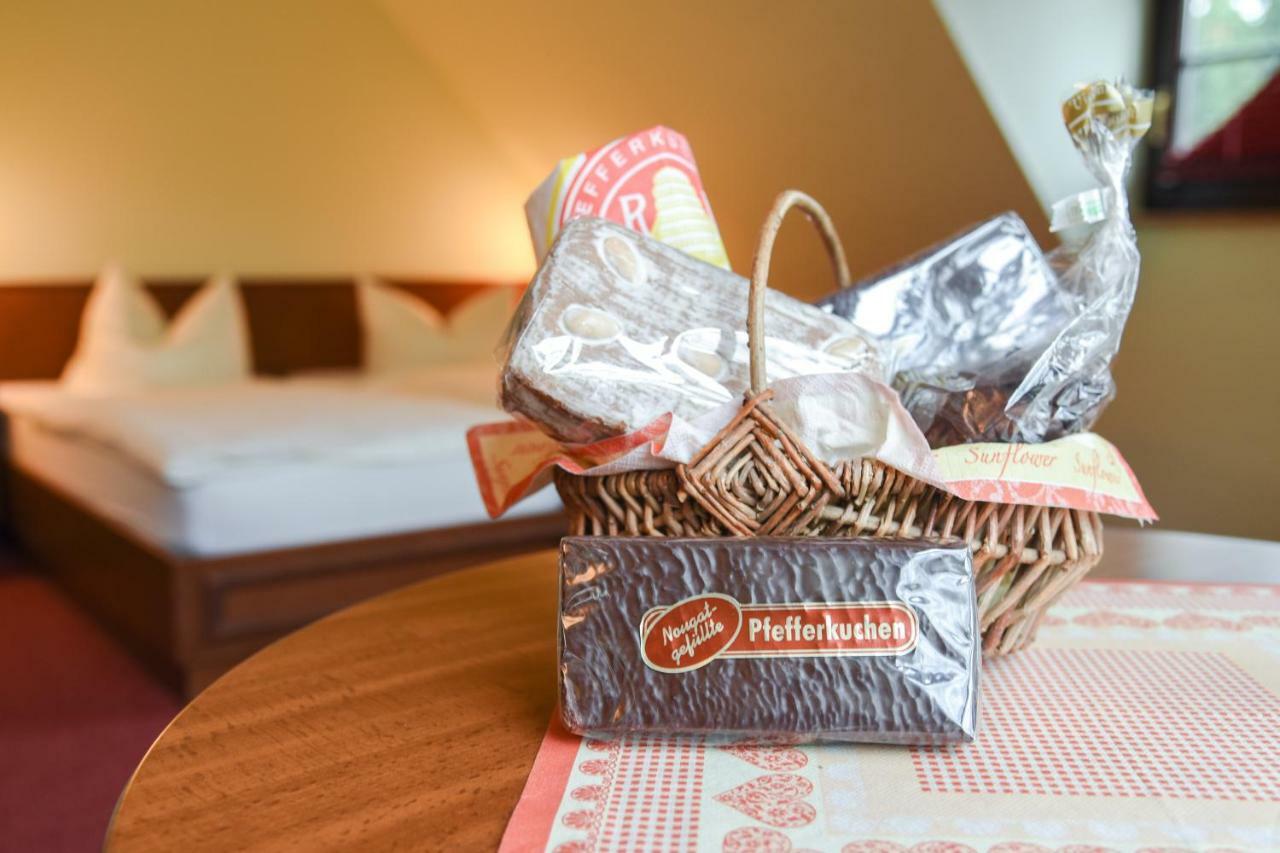 Hotel & Restaurant Waldblick พูลสนิทซ์ ภายนอก รูปภาพ